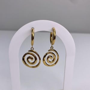 Kopen Australia | Spiral Drop Hoop Earrings Swirl Gold Plated Stainless Steel