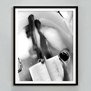 Woman Drinking Wine & Reading in Bathtub Print, Feminist Poster, Black and White, Cocktail Wall Art, Girls Bathroom Decor, Digital Download
