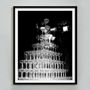 シャンパン フルート プリント、バー カート ポスター、白黒、カクテル ウォール アート、パブの装飾、アルコール ポスター、ビンテージ バー プリント、デジタル ダウンロード