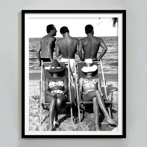 ヴィンテージビーチプリント、白黒、アンティーク写真、ビーチウォールアート、即時ダウンロード、印刷可能なウォールアート、夏のポスター、レトロなウォールアート