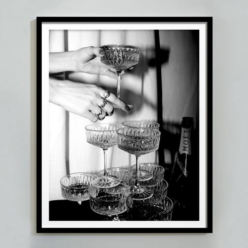 Póster de copas de champán: Arte de pared de cocina en blanco y negro, decoración para carrito de bar (Descarga digital)