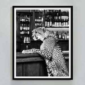 バーでワインを飲むチーターのポスター、白黒、バーカートプリント、アルコールウォールアート、キッチンプリント、ダイニングルームの装飾、デジタルダウンロード