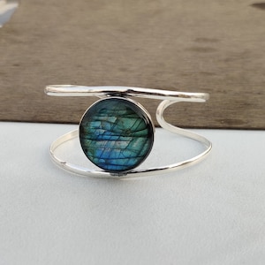Blue Fire Labradorite Bangle, 925 Sterling Silver, Gemstone Bangle, Gift For Her, Round Shape Bangle, Stylish Bangle, Trending Bangle.