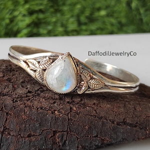 Handmade Moonstone Bangle: 925 Sterling Silver Gemstone