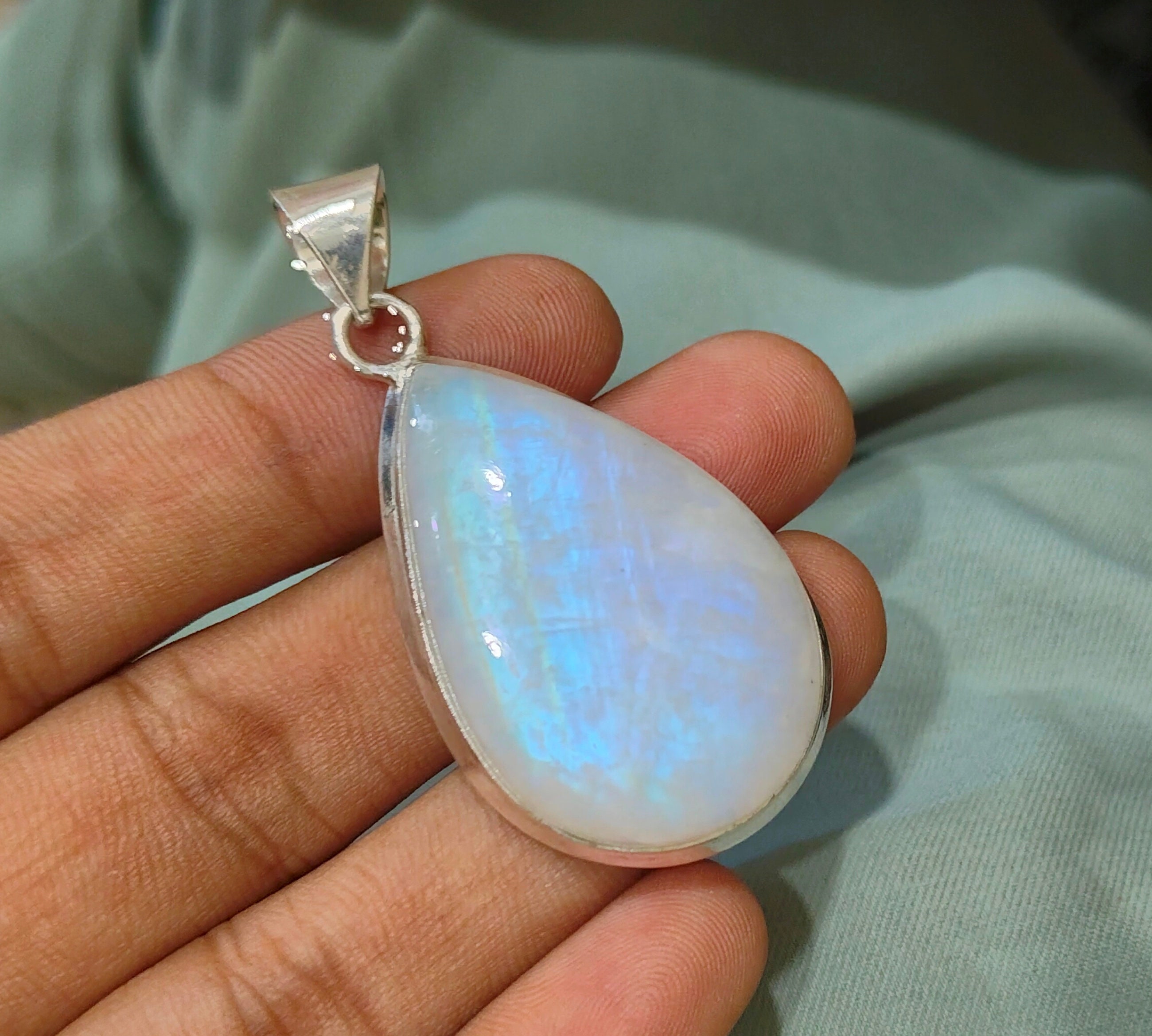 Collana con pietra di luna arcobaleno, ciondolo in argento sterling