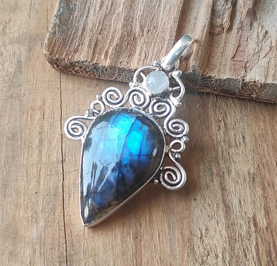 Labradorite Pendant, 925 Sterling Silver, Handmade Pendant