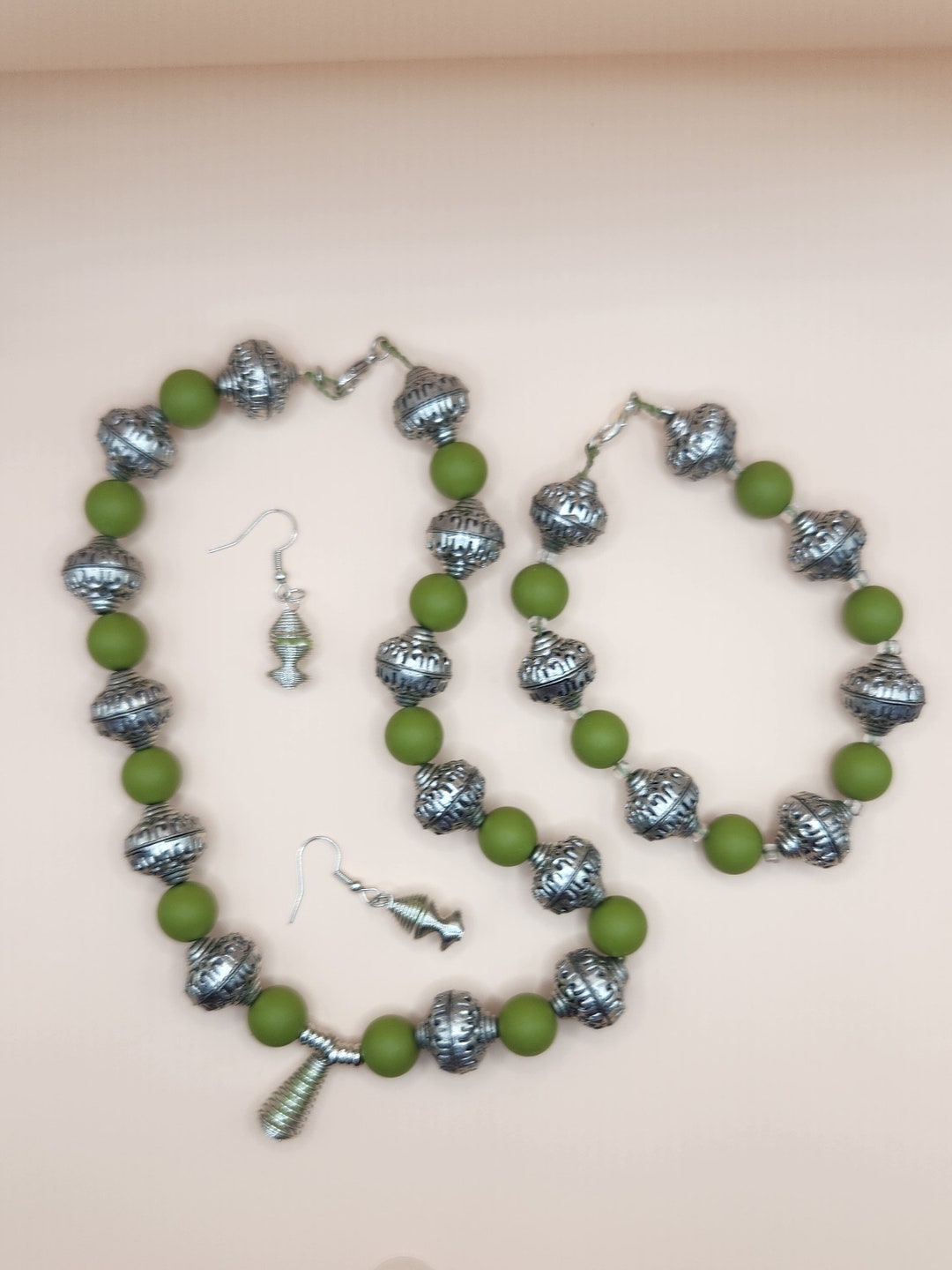 Threepiece Lime Green Jewelry Set Etsy