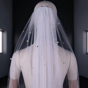 パールベール、パールウェディングベール、カテドラル丈、ブライダルヘアアクセサリー、結婚式、ブライダルエレガンス、シングルティア