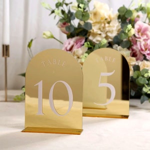 Numeri da tavolo, Numeri da tavolo per matrimoni, Decorazioni per tavoli da matrimonio, Segnaletica per reception, Segni da tavolo in acrilico, Centrotavola elegante