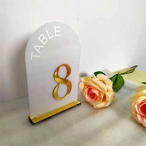 Numeri da tavolo, Numeri da tavolo per matrimoni, Decorazioni per tavoli da matrimonio, Segnaletica per reception, Segni da tavolo in acrilico, Centrotavola elegante