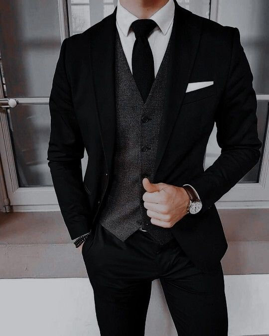 Men's Black 3 Piece suit With Grey Vest Classic Notch Lapel Slim Fit Wedding Dinner Party Wear Suit For Men.