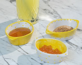 TRIO OVALADO SUNBEAM / Cuencos de cerámica ovalados hechos a mano y pintados a mano (10 x 8 cm, juego de 3)