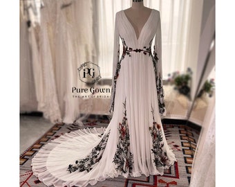 Boho Wedding Dress Colourful Embroidery Floral Lace  Texture Pleated Crepe Chiffon Forest Bohemian Bridal Gowns  Fairy Tale Wedding Dress