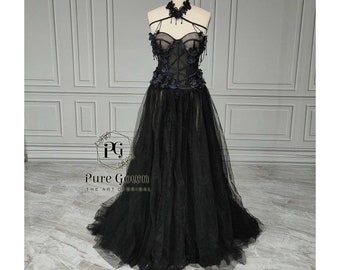 Black Wedding Dress Beading Tassels Halter Wedding Gown Whimsical Sweetheart No Lining Skirt Image Gothic Bridal Gowns Party Dress