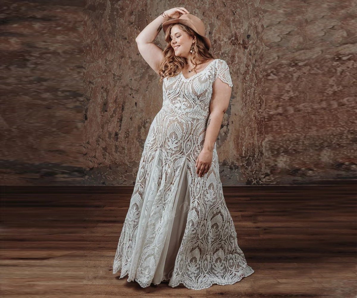 Plus Size, Curvy Fit Fit and Flare Lace Wedding Dress, Corset Back, Trumpet  Wedding Gown, Plus Size Wedding Dress, Cap Sleeve, Chiffon 