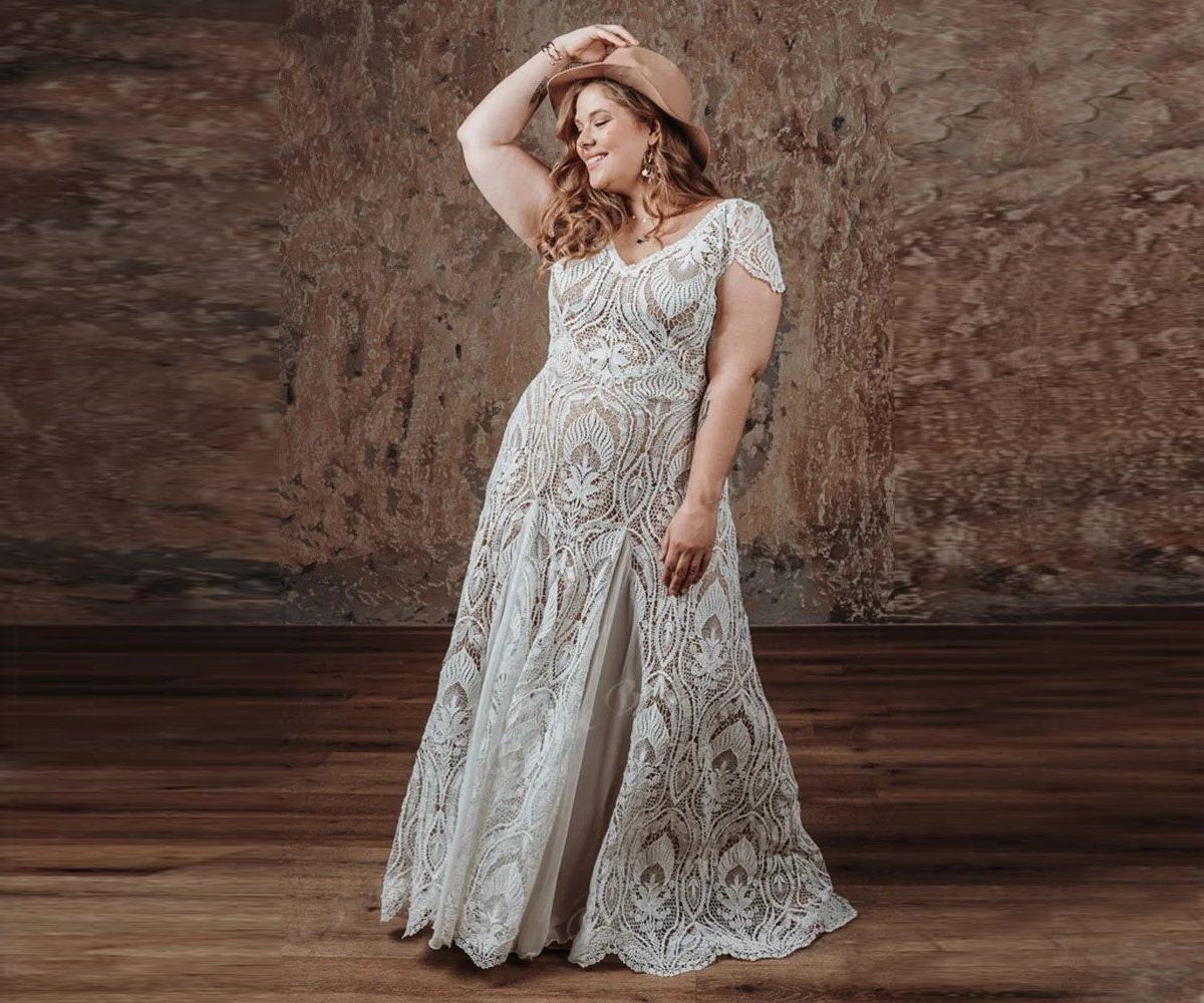 Plus Size Lace Dress -  Canada