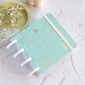 Mini Watercolor Sketchbook , Travel Journal, small size 11x10cm, Discbound