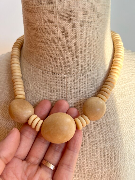Vintage handmade Tugua nuts beaded necklace State… - image 7