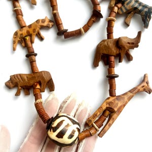Vintage African handmade Tribal Carved wooden Animals Beaded  Necklace - Safari jewellery 1970s