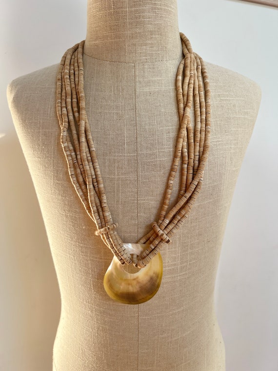 Vintage massive nature sea shell pendant necklace… - image 9