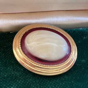 Vintage Golden Oval scarf clip pin gold colour base with beige cabochon vintage jewel from France Singed  1960s