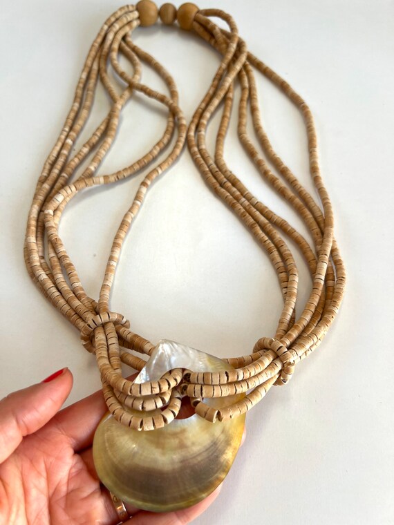 Vintage massive nature sea shell pendant necklace… - image 5