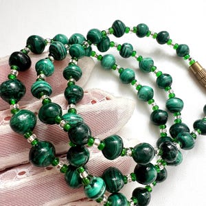 Vintage Malachite Round Beaded Necklace: 1960s Green Gemstone