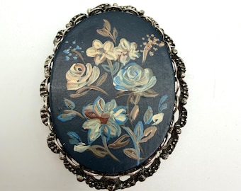 Vintage 1960s Oval Floral Lacquer Scarf Clip, Hand painted