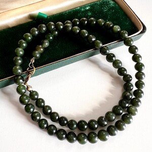 Collana Di Giada Verde Naturale 10mm - Perle Tonde Lunghezza 22 Pollici, Fatta A Mano