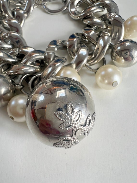 Vintage white faux pearl and silver ball cluster … - image 3