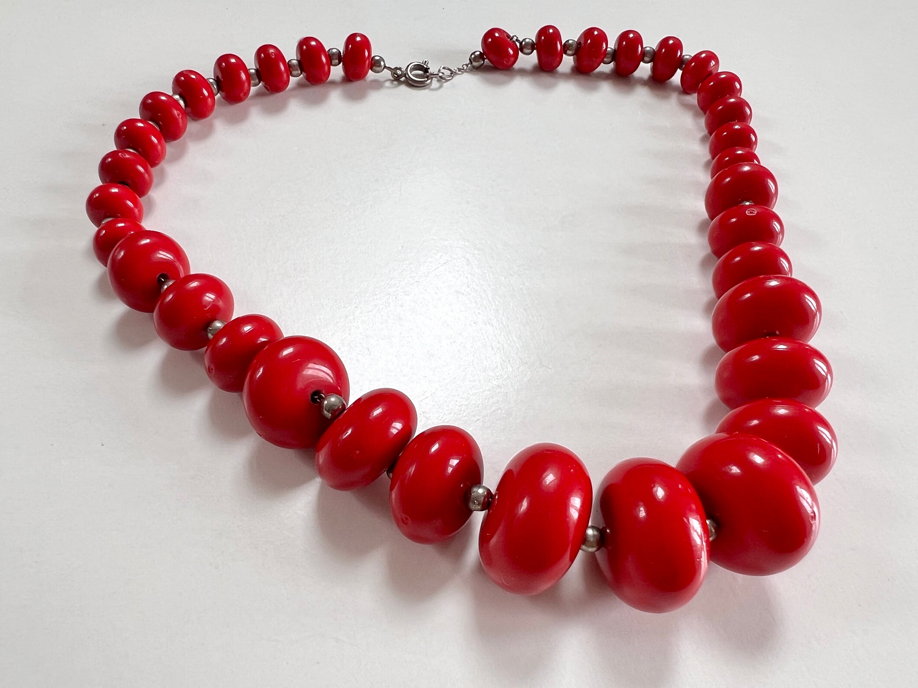 Collier Ancien En Plastique - Bijou Vintage, Pièce Unique Pour Collection Ou Style Rétro