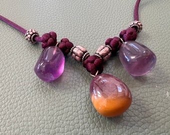 Colar com pingente de ametista vintage: joia feita à mão com pedras preciosas ajustáveis