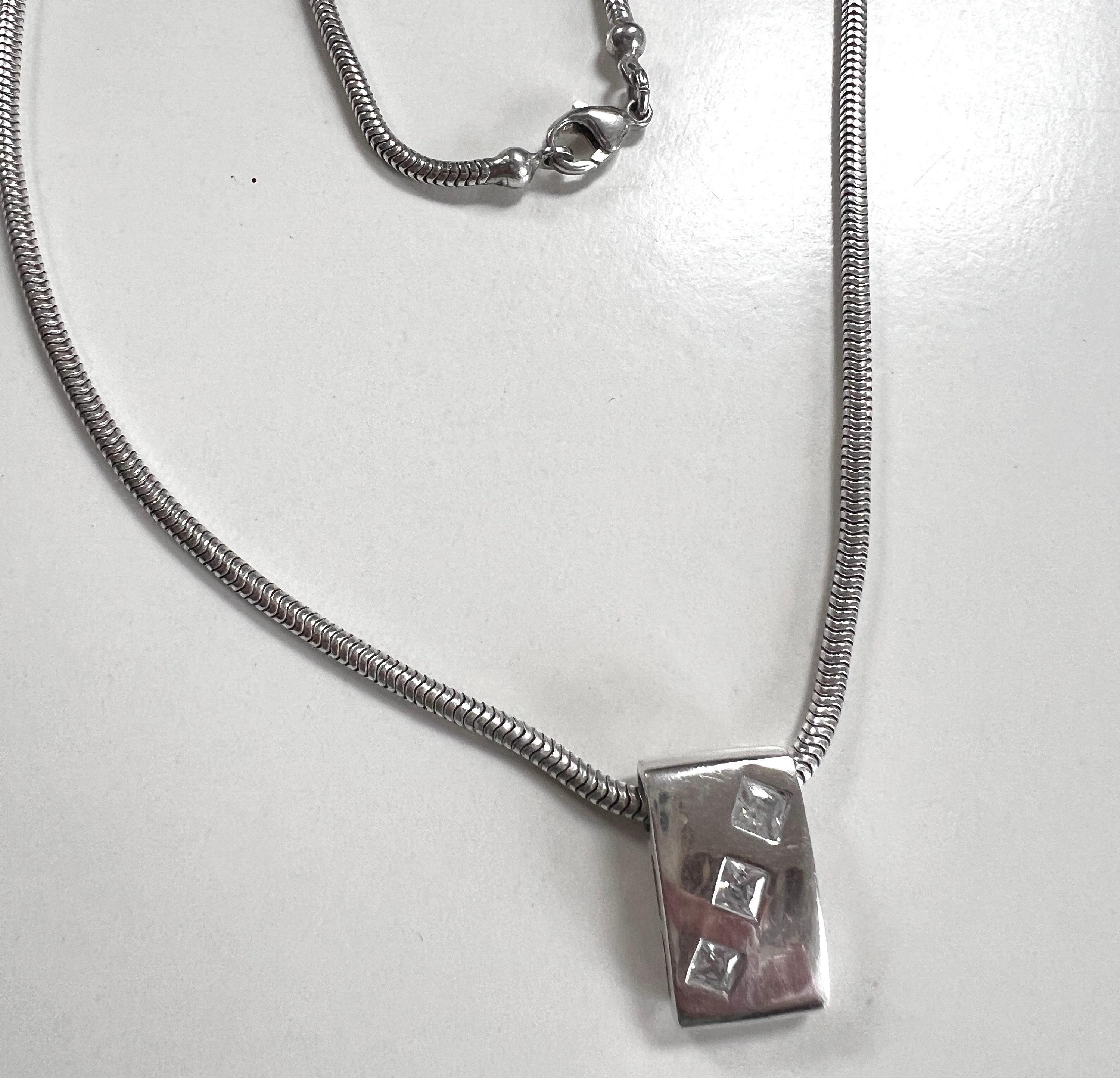 大人気新品  Pendant Silver Sterling 925 Vintage Necklace Sparkling With アクセサリー