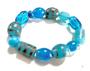 Vintage Venetian Murano glass beaded  bracelet with Gold Foiled Turquoise Blue Glass