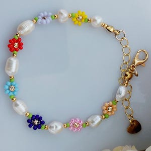 Pearl Bracelet, Handmade Seed Bead Daisy Bracelet: Stainless Steel, Real Water Pearls