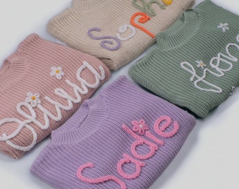 パーソナライズされた刺繍入りベビーネームセーター：手作り新生児ギフト