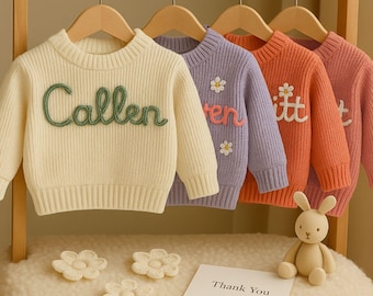パーソナライズされた手刺繍ベビーセーター：モノグラムギフト