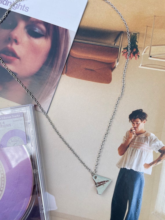 Harry Taylor Swiftie Haylor Paper Plane Necklace Eras Tour