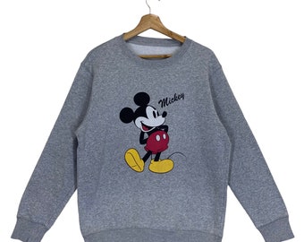 ¡¡RARO!! Sudadera vintage de los 90 con cuello redondo de Mickey Mouse. Sudadera con cuello redondo y logo grande estampado de Mickey Mouse. Talla M.