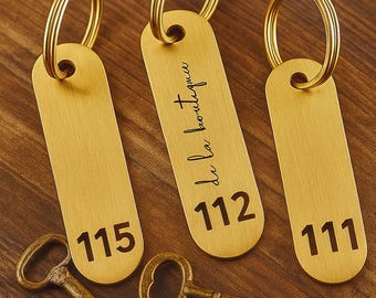 Benutzerdefinierte Metall Hotel Schlüsselanhänger - Personalisierte Zimmernummer Schlüsselanhänger - Airbnb Schlüsselanhänger - Hotel Schlüsselanhänger - Ferienheim Schlüsselanhänger