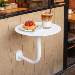 Aan de wand gemonteerde cocktailtafel - metalen ronde bistrotafel - cafébureau - ruimtebesparende oplossing - buitenbar