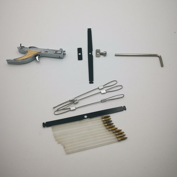 Pocket CASE Toothpicks Holder Aluminium Arrow Steel Mini Crossbow Toy  Holding