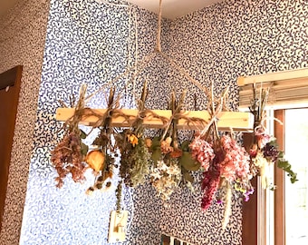 Cintre de plafond de cuisine, fleurs d'herbes séchées, Whimsigoth, support magique, lustre CottageCore, cadeau culinaire de style vintage rustique primitif