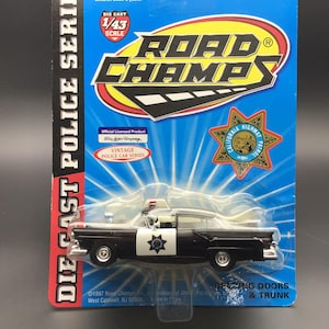 Ford Fairlane California Police / Highway State Patrol des années 50 - Modèle réduit de voiture à l&#39;échelle 1/43