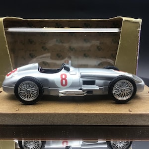 Voiture de course Mercedes W196 de 1954 Brumm 1/43 - Modèle vintage en boîte