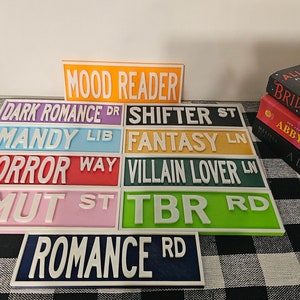 Library Street Sign, Bookshelf Decor, Book Nook Decor, 3D Printed, Library Decor, Gift for Book Lovers, Reader Gift, Shifter St Sign