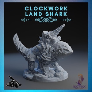Może przedstawiać: Szara, drukowana w 3D miniatura Clockwork Land Shark. Model posiada skomplikowane detale mechaniczne, dużą płetwę i róg. Tekst "CLOCKWORK LAND SHARK" znajduje się na górze obrazu.