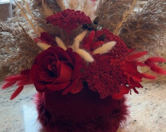 Valentines Velvet Box Everlasting Flowers