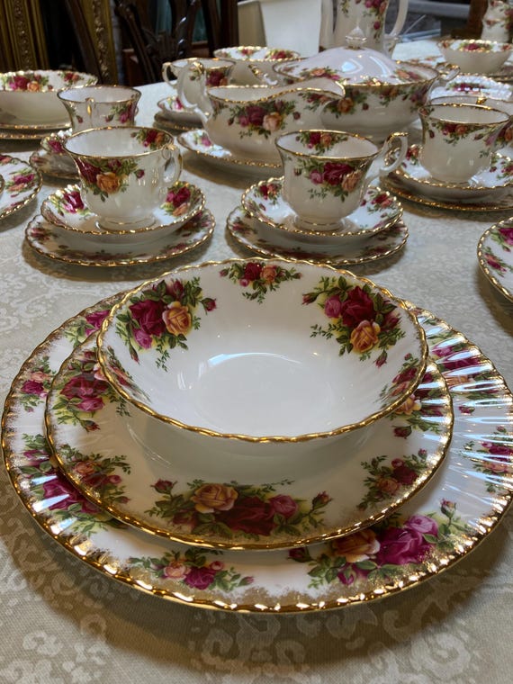 Royal Albert Old Country Roses Diner Set - Etsy