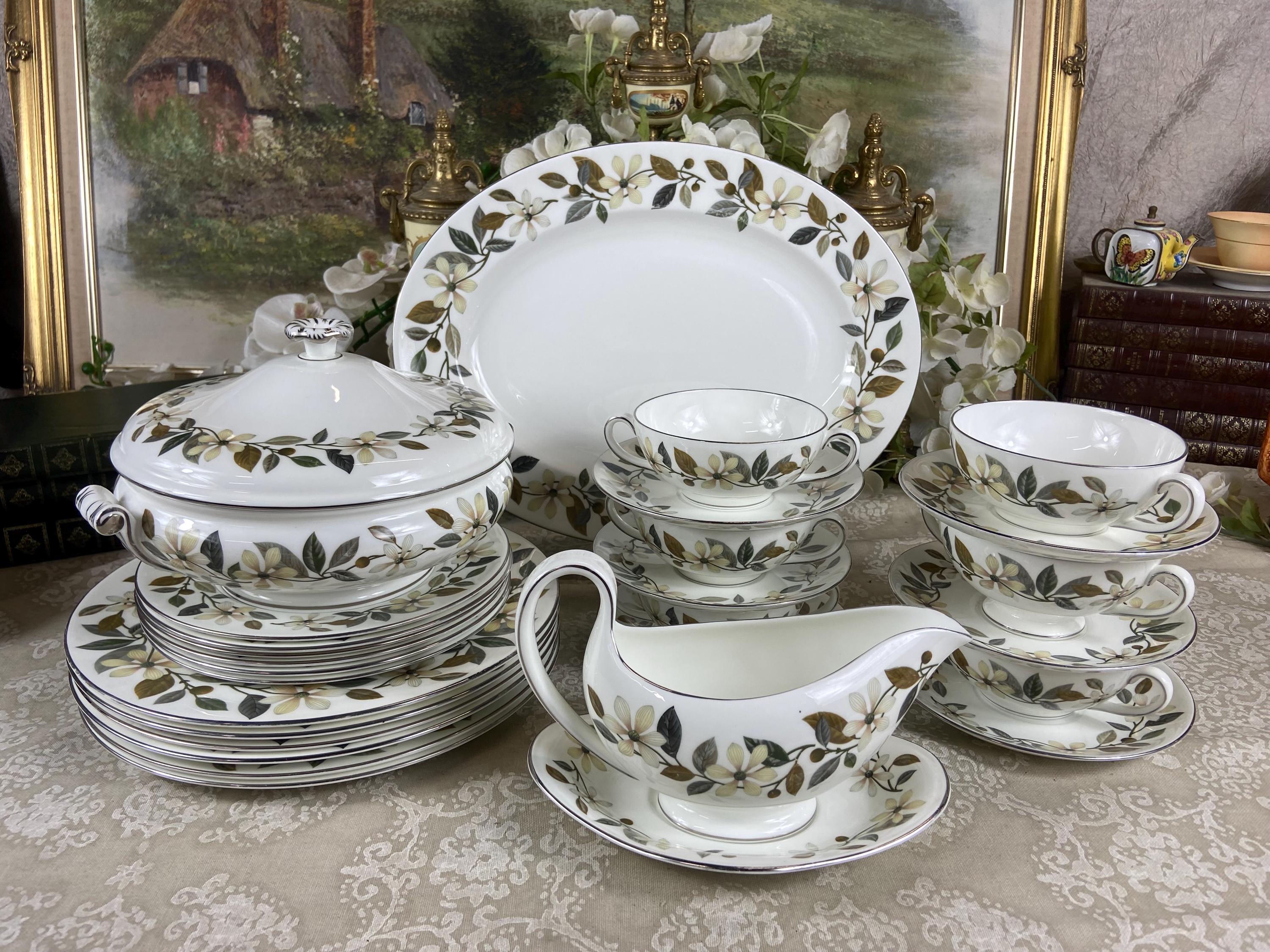 未使用　貴重品ウェッジウッドサラダプレート　6枚セット 未使用 貴重品ウェッジウッドサラダプレート 6枚セット 【公式通販】